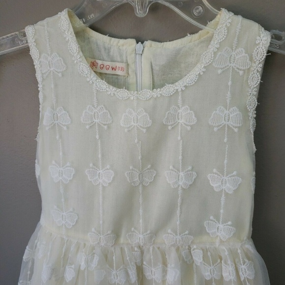 Lace Girls Dress Size Small See Measurements - Picture 1 of 5